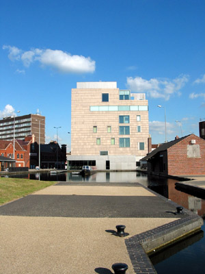 Walsall art gallery.jpg