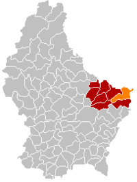 Map of Luxembourg with Rosport highlighted in orange, the district in dark grey, and the canton in dark red