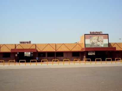 Sabarmati Railway Station.JPG