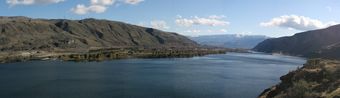 Lake entiat pano.jpg