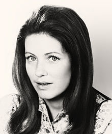 Patty Duke 1975.JPG