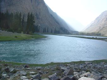 Mahodand Lake.jpg