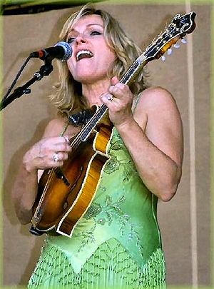 Rhonda w Mandolin.jpg