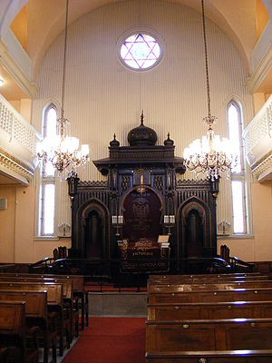 Istanbul Ashkenazi Sinagogue Interior.JPG