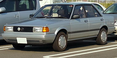 Nissan Sunny 1987.JPG