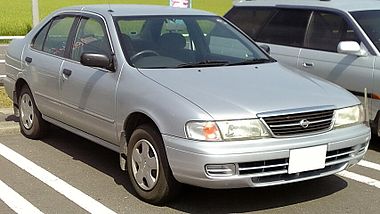 Nissan Sunny 1997.JPG