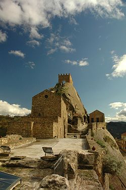 Sperlinga (EN) - Castello.jpg