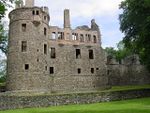 Huntly Castle.jpg