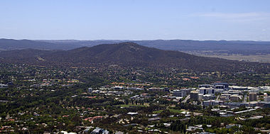 Mount Ainslie.jpg