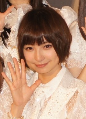 篠田麻里子さん（13年2月撮影）