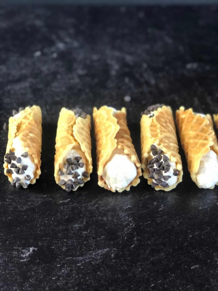 Italian pizzelle cannoli