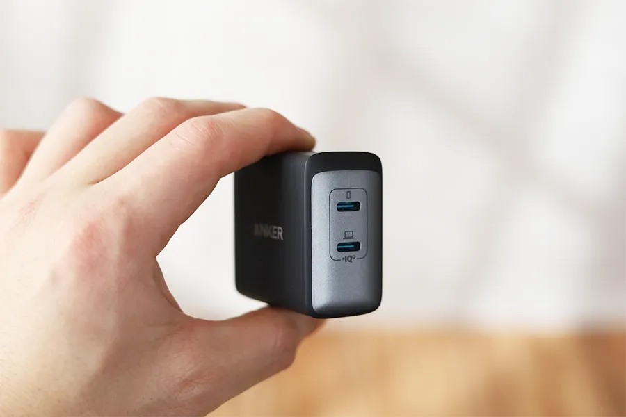 Anker PowerPort III 2-Port 65Wのポート部分