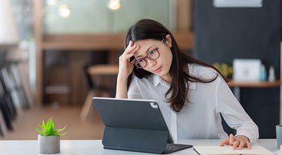 Image,Of,An,Asian,Woman,Who,Is,Tired,And,Overthinking