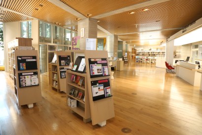 明治大学図書館