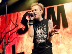 Sum 41’s Deryck Whibley Accuses Former Manager of Sexual Abuse in New Memoir