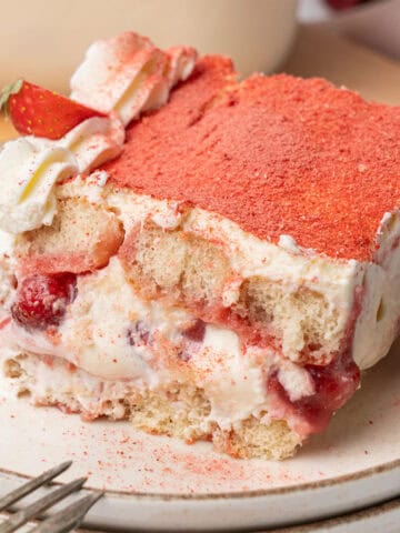 Strawberry tiramisu on a plate.