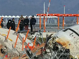 韓国旅客機事故から４日目　まだ４人の身元確認できず