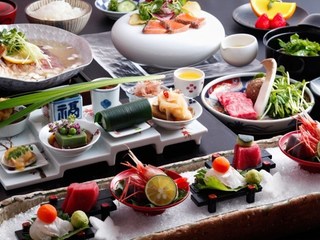 季節の旬の食材をベースにした会席料理フルコース